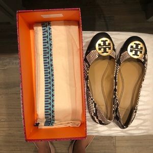 BRAND NEW TORY BURCH FLATS